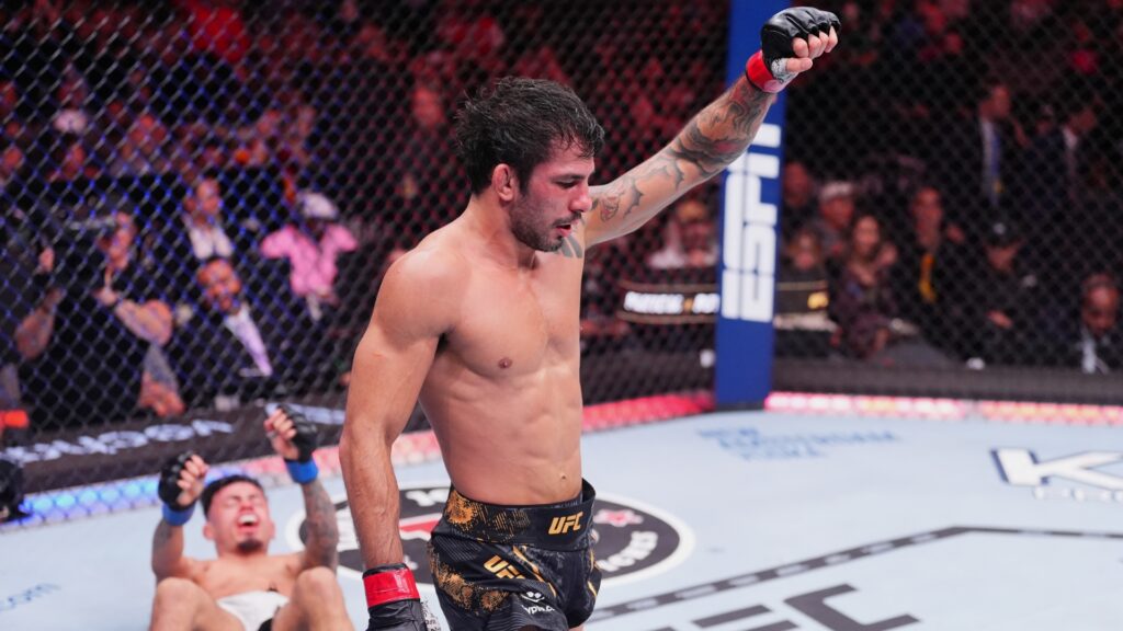 UFC 310 renginys: svarbiausios kovos, kovų tvarkaraštis ir kur ir kada vyks