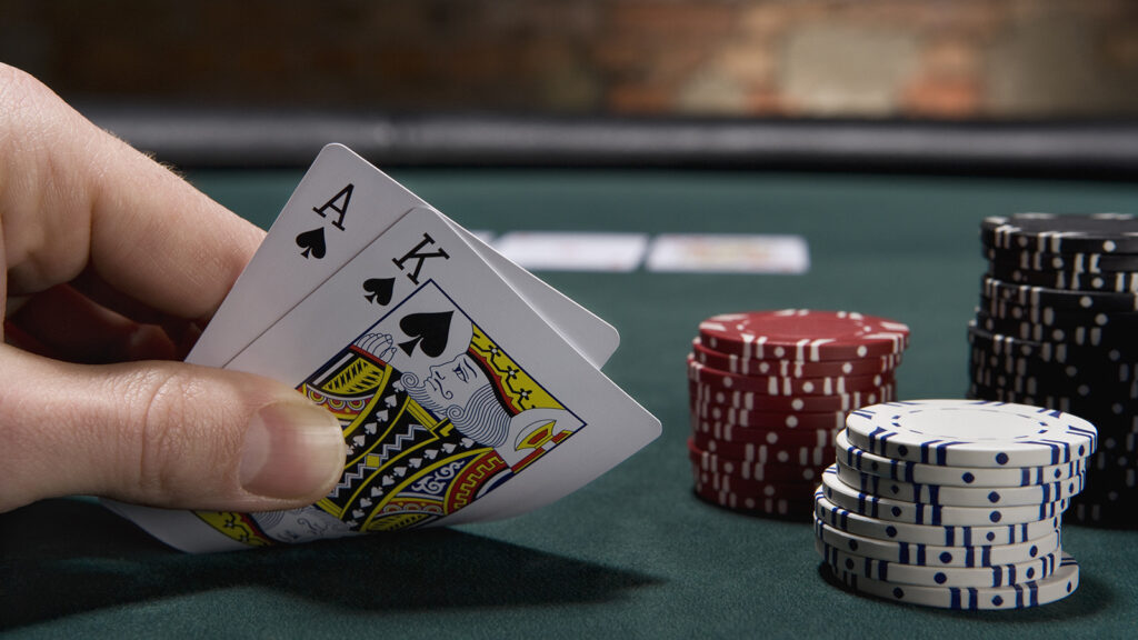 Blackjack taisyklės - kaip žaisti kortų žaidimą?