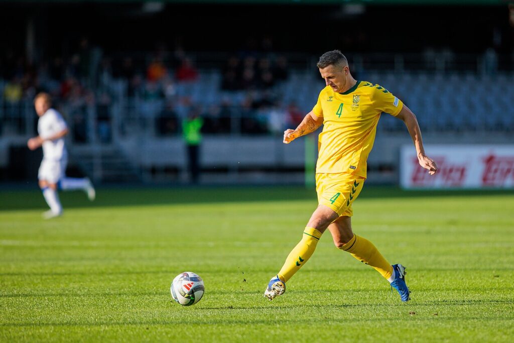 Nacionalinė Lietuvos futbolo rinktinė prieš Suomiją